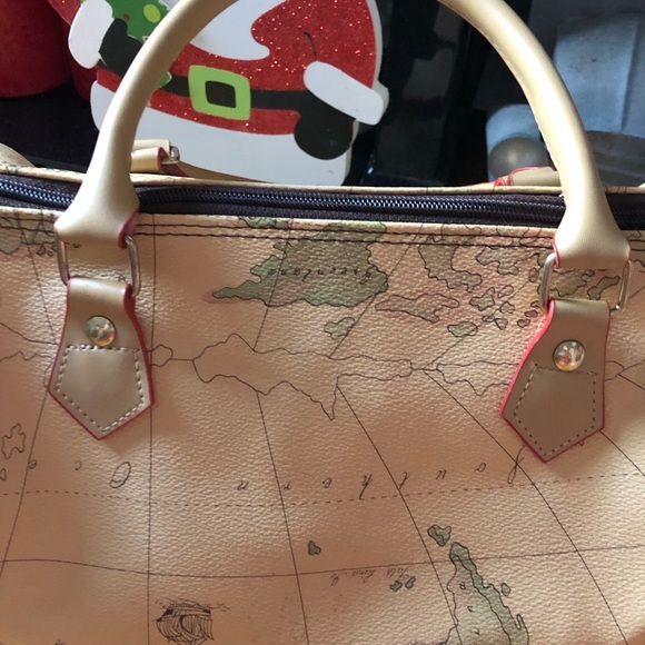 World map hand bag - Picture 2 of 10